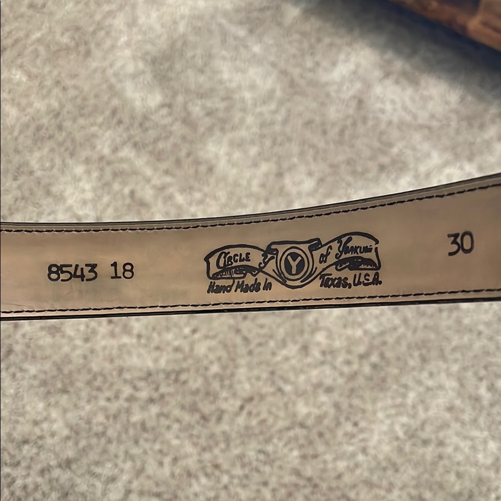 Black, Silver and Gold Western Belt - Picture 4 of 5